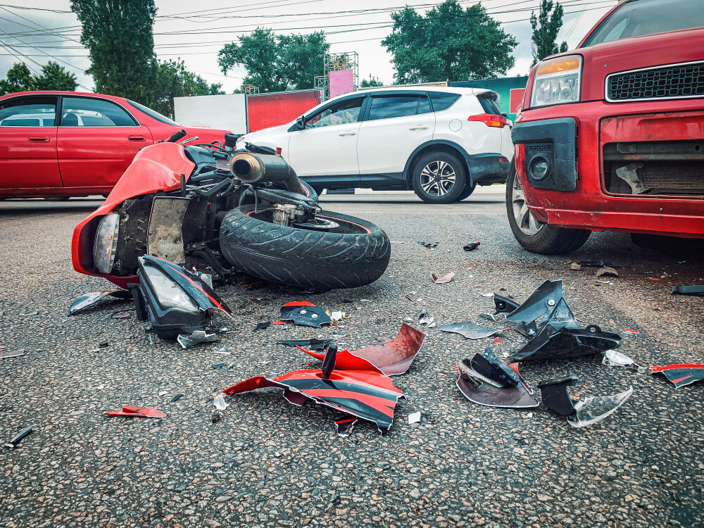 如何防止摩托车事故造成的损害